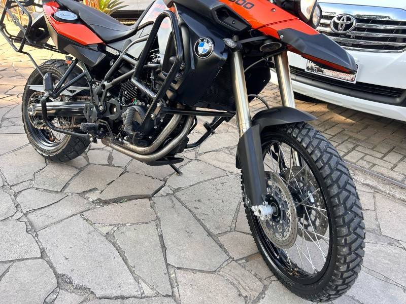 BMW - F 800 - 2012/2012 - Laranja - R$ 41.900,00