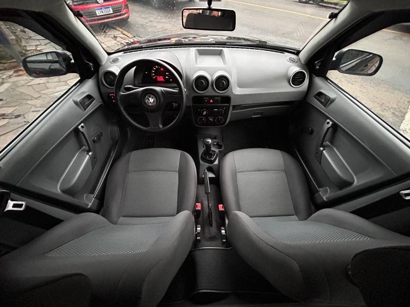 VOLKSWAGEN - GOL - 2013/2013 - Preta - R$ 28.900,00
