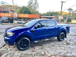 FORD - RANGER - 2013/2014 - Azul - R$ 86.900,00