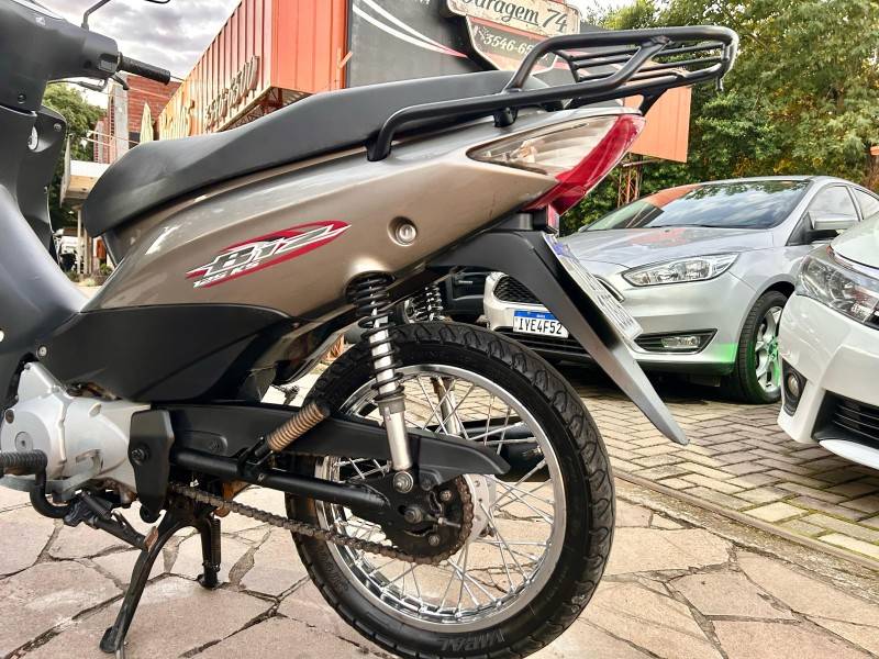 HONDA - BIZ 125 - 2007/2008 - Prata - R$ 8.500,00