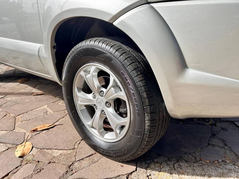 HYUNDAI - TUCSON - 2012/2013 - Prata - R$ 51.900,00
