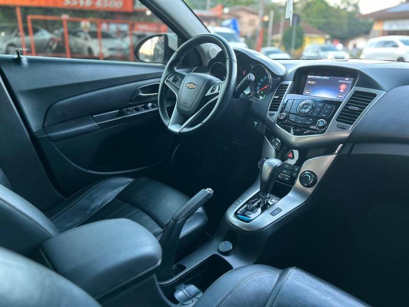 CHEVROLET - CRUZE - 2014/2014 - Branca - R$ 71.900,00