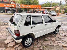 FIAT - UNO - 2011/2012 - Branca - R$ 25.900,00