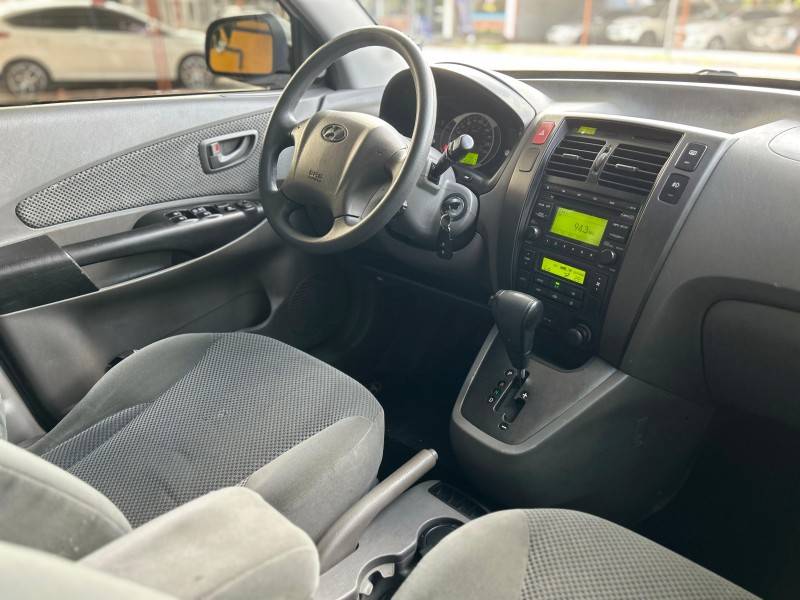 HYUNDAI - TUCSON - 2012/2013 - Prata - R$ 51.900,00