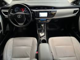 TOYOTA - COROLLA - 2016/2017 - Branca - R$ 94.900,00