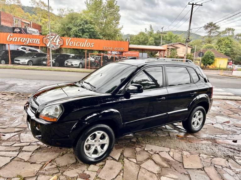 HYUNDAI - TUCSON - 2013/2014 - Preta - R$ 55.900,00