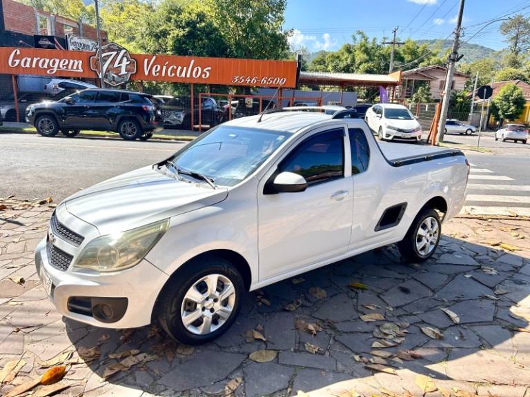 CHEVROLET - MONTANA - 2016/2017 - Branca - R$ 53.900,00
