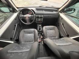 FIAT - UNO - 2011/2012 - Branca - R$ 25.900,00