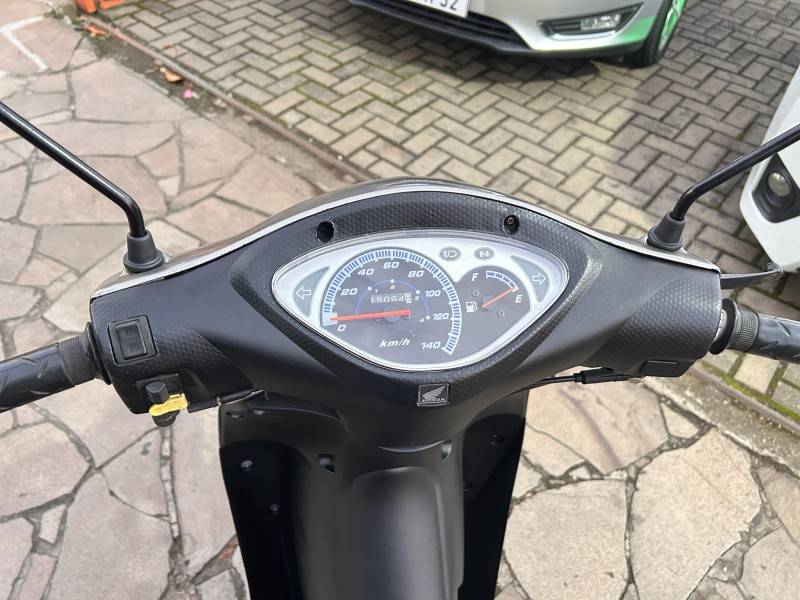 HONDA - BIZ 125 - 2007/2008 - Prata - R$ 8.500,00
