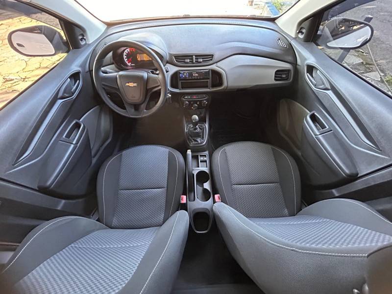 CHEVROLET - ONIX - 2019/2019 - Branca - R$ 54.500,00