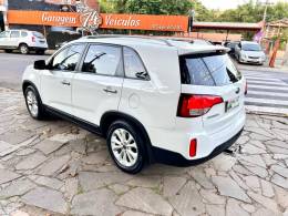 KIA MOTORS - SORENTO - 2015/2015 - Branca - R$ 78.900,00