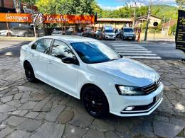VOLKSWAGEN - JETTA - 2017/2017 - Branca - R$ 80.900,00