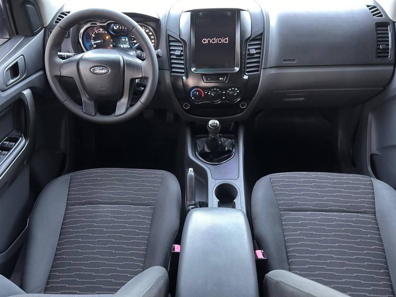 FORD - RANGER - 2013/2014 - Azul - R$ 86.900,00