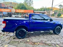 FORD - RANGER - 2013/2014 - Azul - R$ 86.900,00